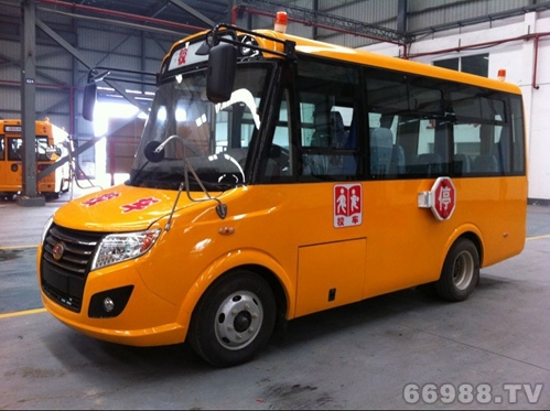 楚風(fēng)牌HQG6510XC4型幼兒專(zhuān)用校車(chē)