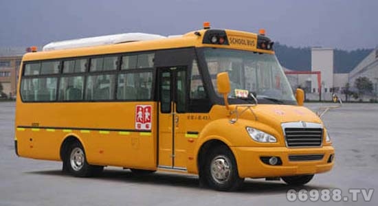 53座東風(fēng)牌超龍EQ6880ST型小學(xué)生專(zhuān)用校車(chē)