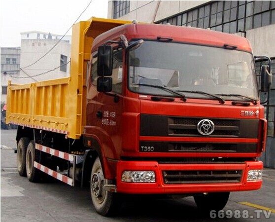 國(guó)Ⅳ 御龍AB 6.5/6.8米貨廂 STQ3256L11Y7S4型自卸汽車